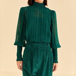 FARM RIO Pintuck Swiss Dot Blouse in Emerald Green, size extra small